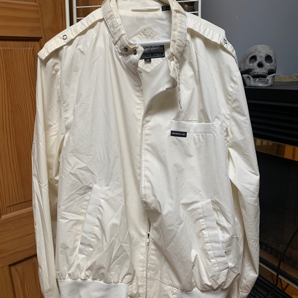 Vintage Members Only White Jacket 1X